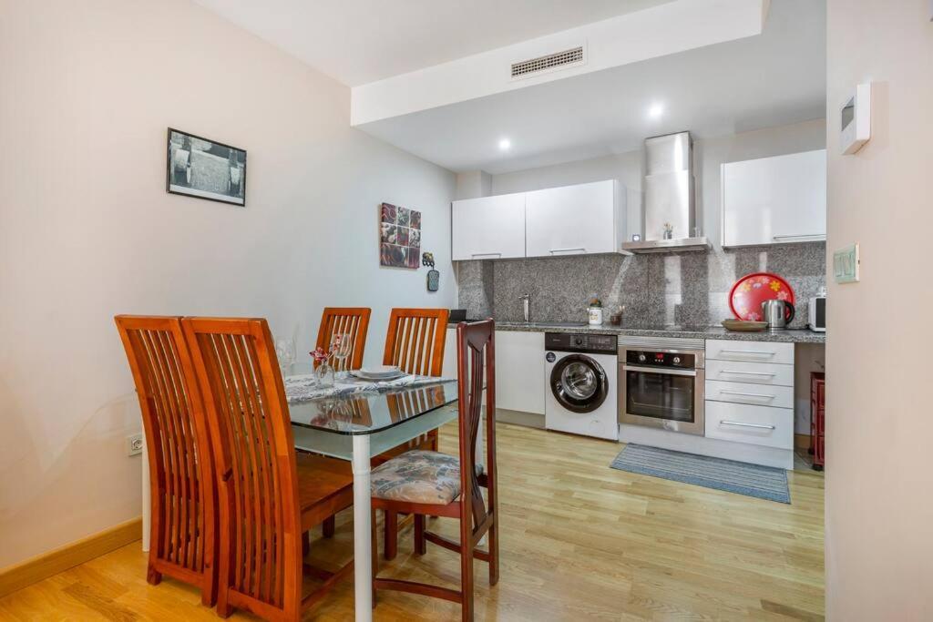 Marieta Apartment By The Castle With Ac Alicante Eksteriør bilde