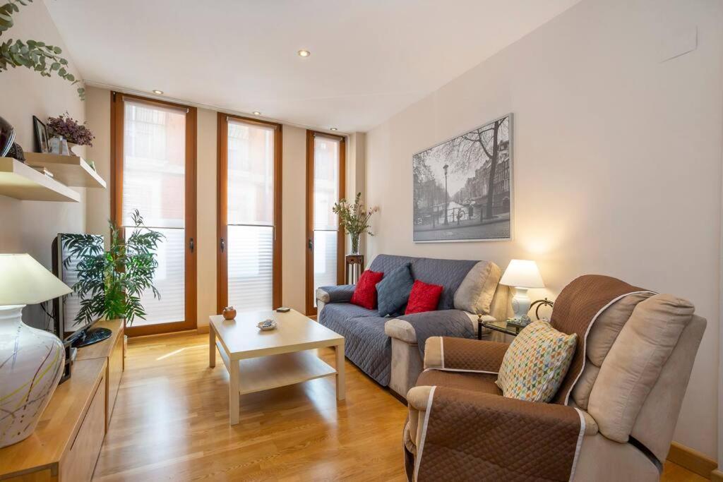 Marieta Apartment By The Castle With Ac Alicante Eksteriør bilde